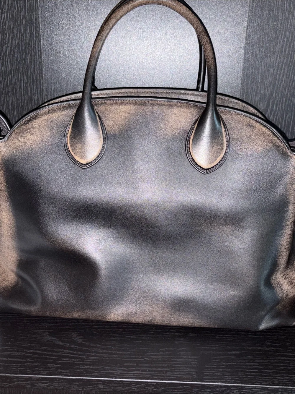 Coach Empire 40 Loved Leather - Picture 2 of 5